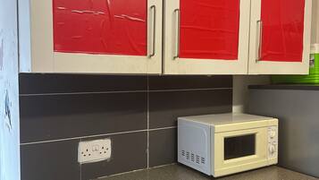 House, 1 Queen Bed | Interior