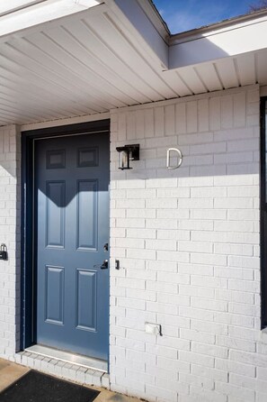 Exterior detail - The Momentary and Trails steps away (Bentonville)