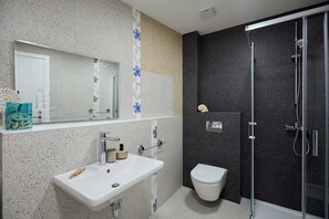 Apartemen (1 Bedroom) | Kamar mandi