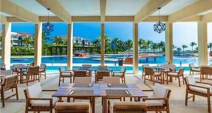 Beachfront Bliss: 2BR Beach Haven w/ Private Pool