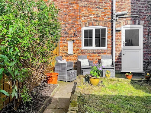 Escape to this wonderful holiday cottage in Helperby, North Yorkshire.