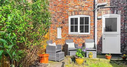 Escape to this wonderful holiday cottage in Helperby, North Yorkshire.