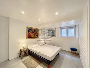 1 chambre, fer et planche à repasser, Wi-Fi