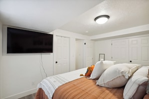 3 chambres, bureau, lit parapluie, Wi-Fi