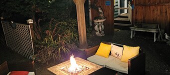 Sandpiper Cottage - A Eclectic Beach Theme -Kitchenette