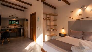 1 bedroom, in-room safe, WiFi, bed sheets