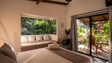 1 bedroom, in-room safe, WiFi, bed sheets