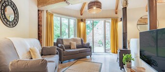 3 bedroom accommodation in Blagdon, near Paignton