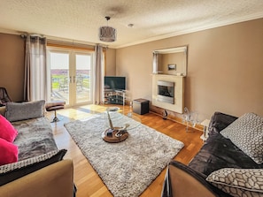 Living area - 2 bedroom accommodation in Gramsdale, Isle of Benbecula (Gramsdale, Isle of Benbecula)