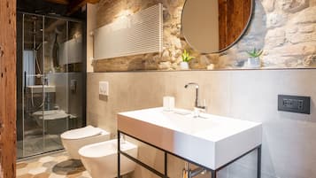 Room (Corbezzolo) | Bathroom