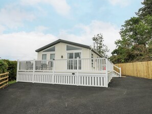 Exterior - Platinum Lodge (Borth)