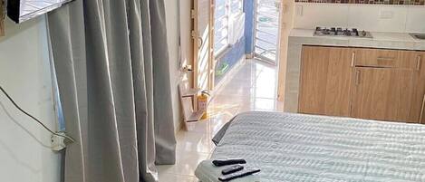 1 bedroom, WiFi, bed sheets