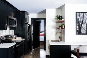 Mini-fridge, coffee/tea maker