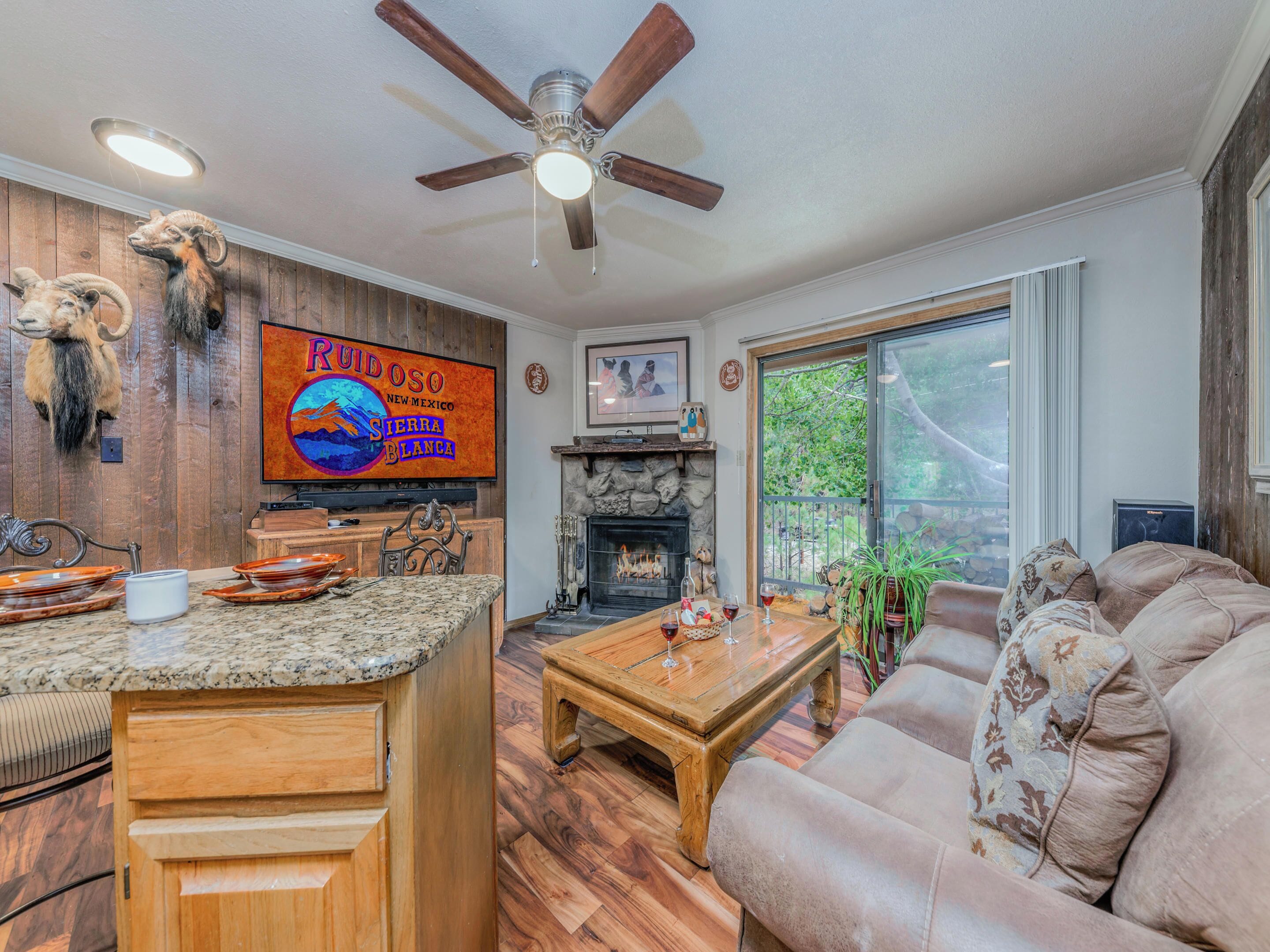 Condo (1 Bedroom) | Front of property