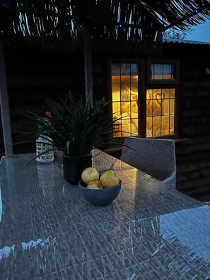 캐빈 | 야외 식당