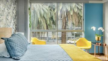 9 bedrooms, in-room safe, desk, iron/ironing board