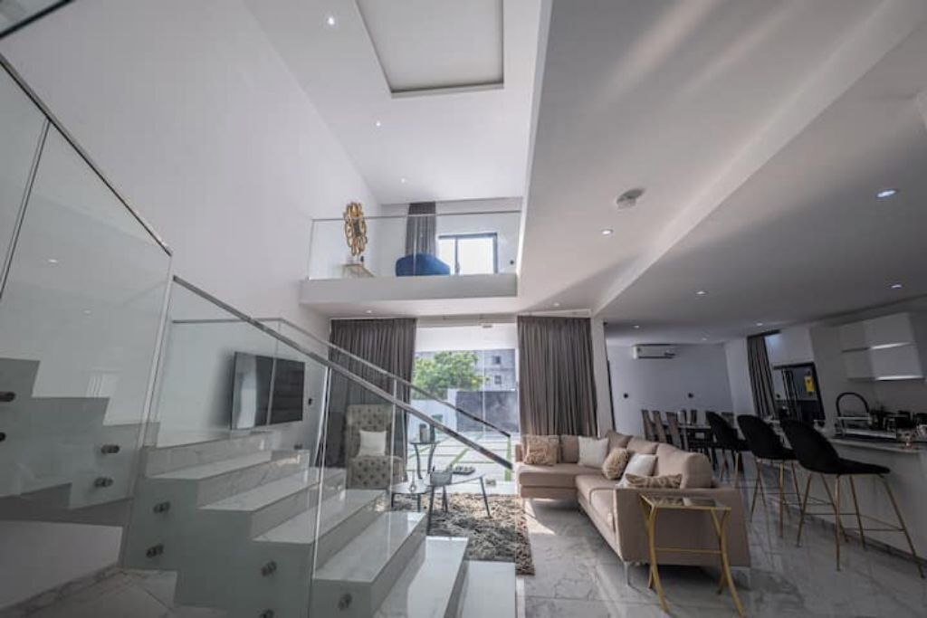 Älytelevisio, tietokoneen näyttö, tulostin