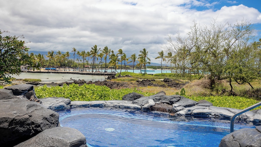 Kolea - Walk to Beach with Pool Access