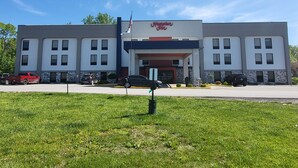 Front of property - Hampton Inn Carrollton (Carrollton)
