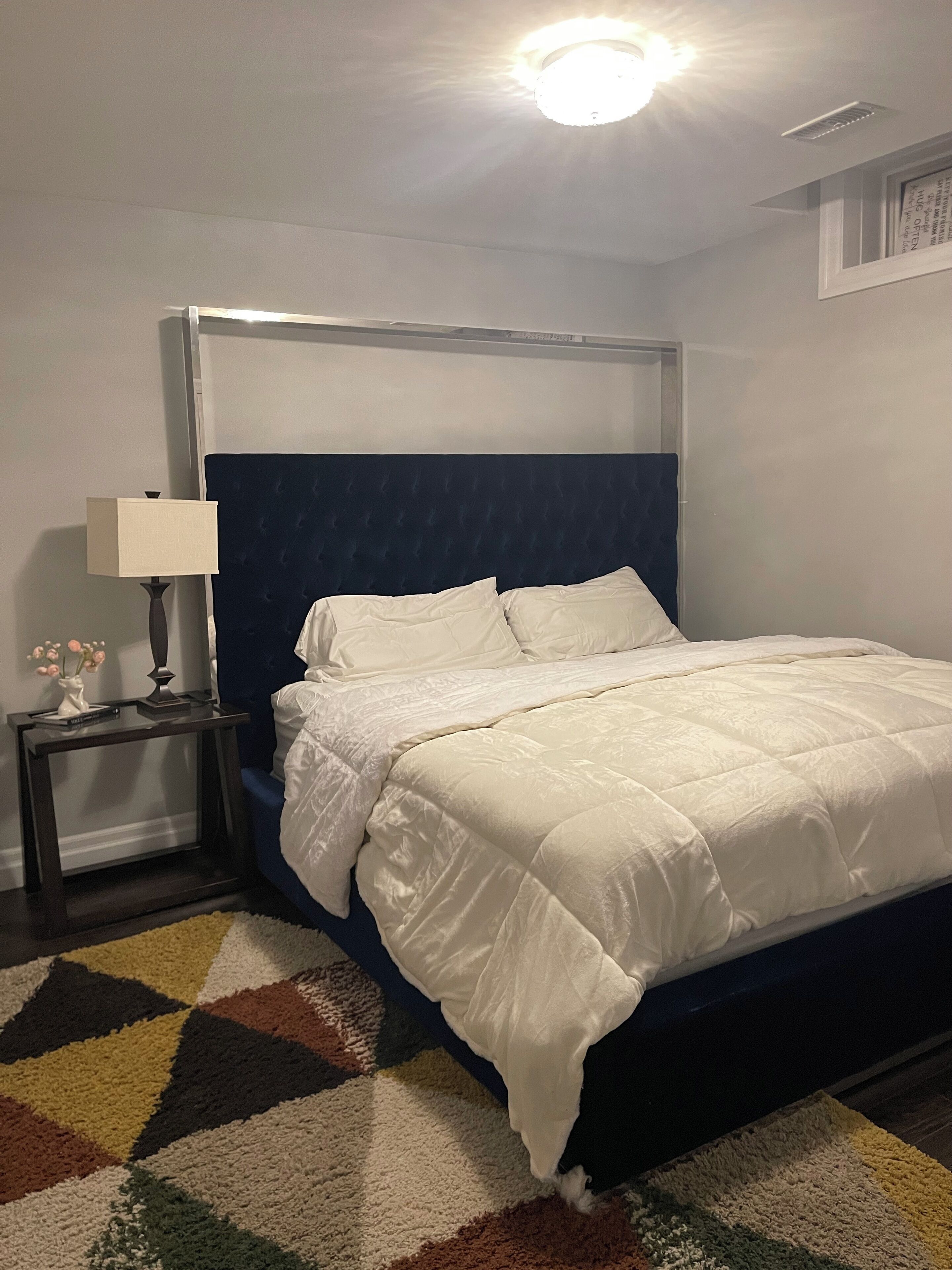 2 slaapkamers, een bureau, een strijkplank/strijkijzer, gratis wifi