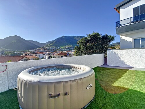 Casa da Avó 2 by Atlantic Holiday