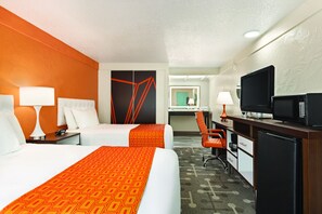Deluxe Double Room, 2 Double Beds | Free WiFi, bed sheets