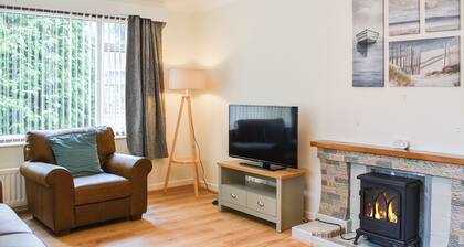 2 bedroom accommodation in Rhyl