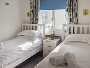 3 bedrooms, free WiFi, bed sheets