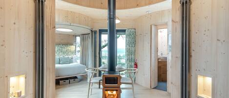 1 habitación y ropa de cama