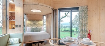 The Treehouse @ Caerlaverock - UK45028