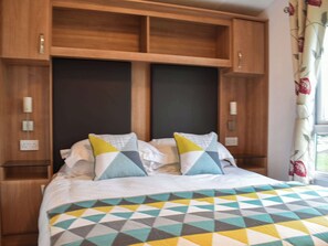 2 soverom, wi-fi (inkludert) og sengetøy