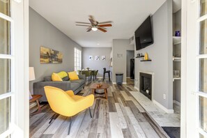 TV, fireplace - Houston Rental in Gated Community w/ Pool Access! (Houston)