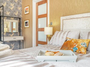 2 bedrooms, free WiFi, bed sheets - 2 bedroom accommodation in Lanchester, near Durham (Lanchester, near Durham)