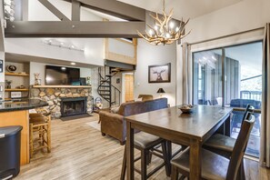 Dining - Keystone Condo on Shuttle Line < 1 Mi to Resort! (Dillon)