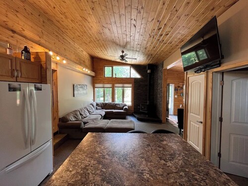 Lakefront retreat on Gull Lake