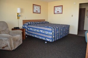 Standard enkelrum | Mörkläggningsgardiner, strykjärn/strykbräda, gratis wi-fi och sängkläder