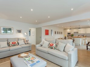 Unclassified image, 3 of 26, button