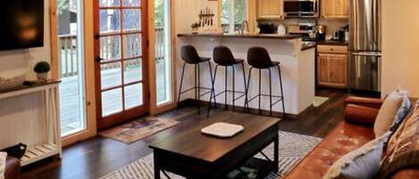 Smart TV y chimenea