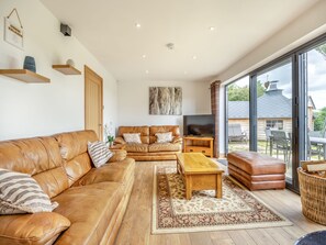 Fireplace - This luxury holiday let in Chapel St. (Chapel St. Leonards, near Skegness)