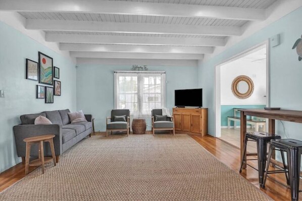 Smart TV - Oak & Olive - Oak Island, NC (Oak Island)