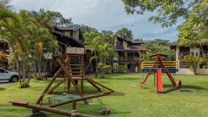 Außen-Kinderspielplatz