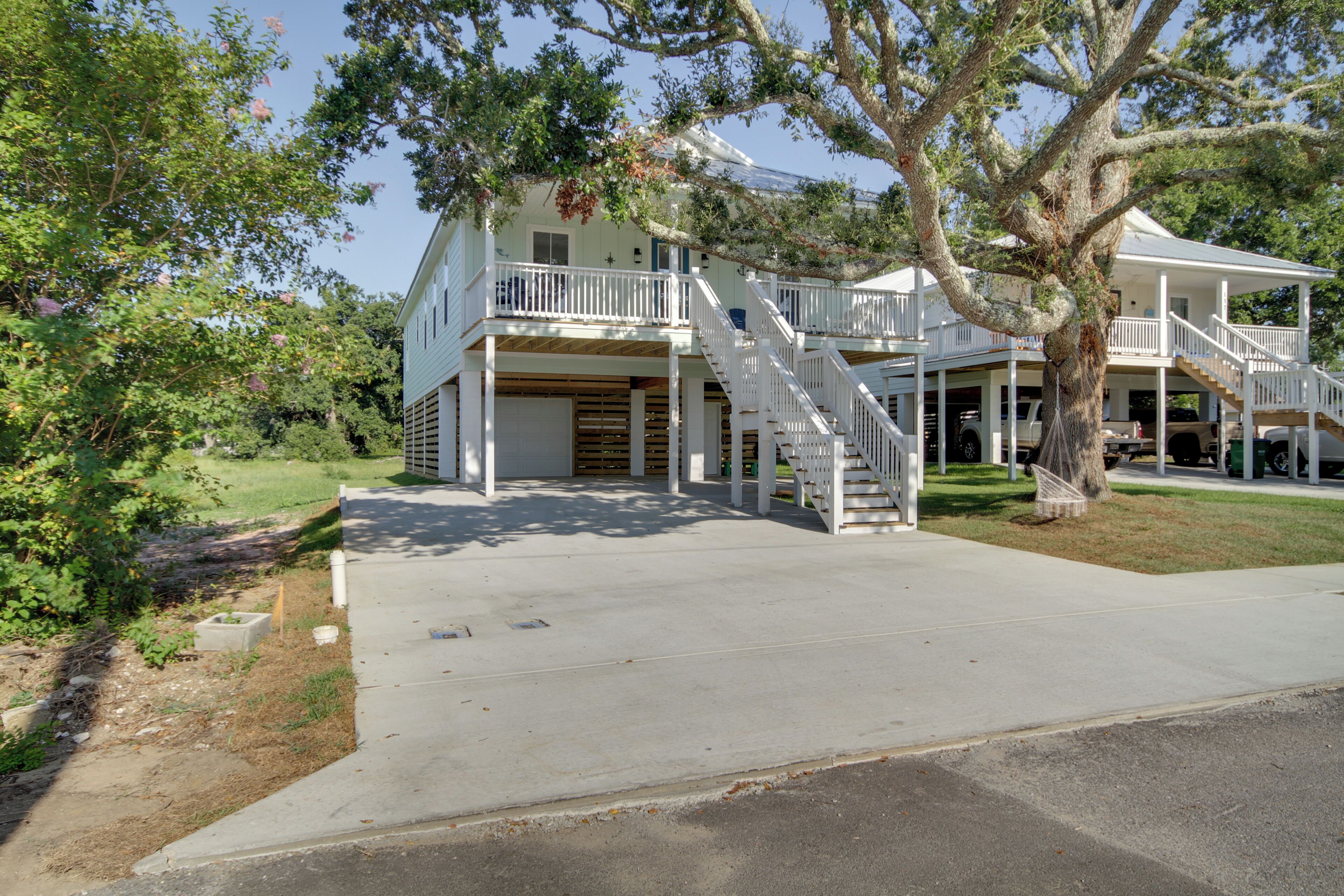 Sunny Gulfport Vacation Rental: Walk to Beaches!