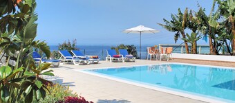Beautiful Calheta Villa | Villa Do Mar III | 3 Bedrooms | Infinity Pool &.