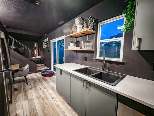 Reveille Retreat- Walk to Kyle Field