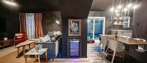 Smart TV, books