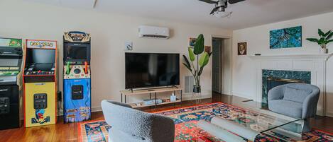 TV