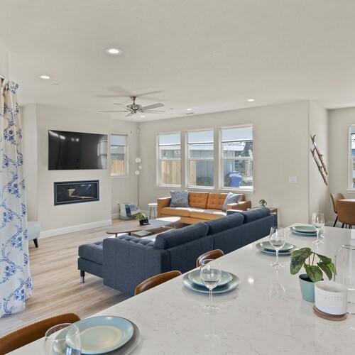 Newly Built Murphy's Modern Retreat