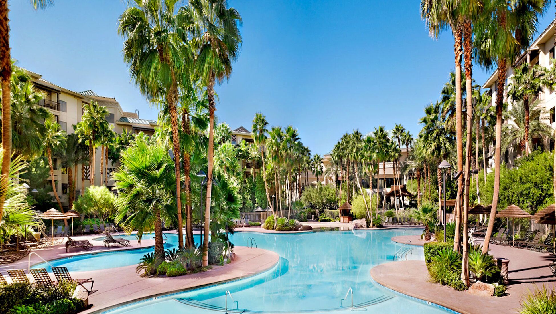 Tahiti Village 2br royal tahitian suite Sunday check-in