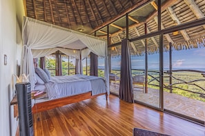 4 chambres, coffres-forts dans les chambres, Wi-Fi, draps fournis