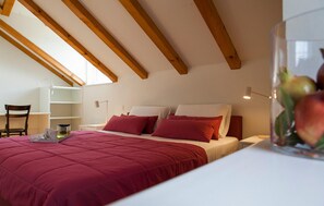 5 chambres, lit de bébé portatif, accès au Wi-Fi (inclus)